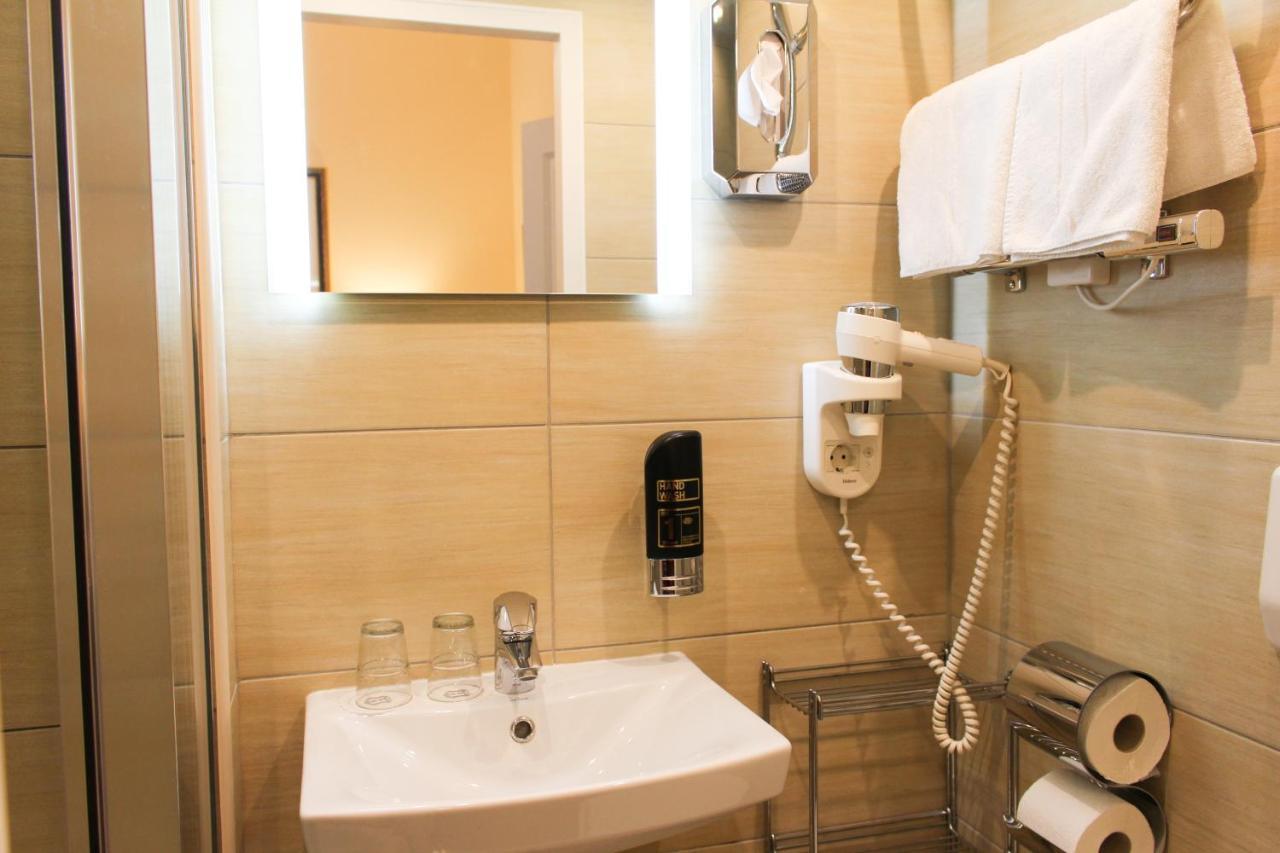 Private Comfort Stephansplatz - Self Check In Wina Bagian luar foto