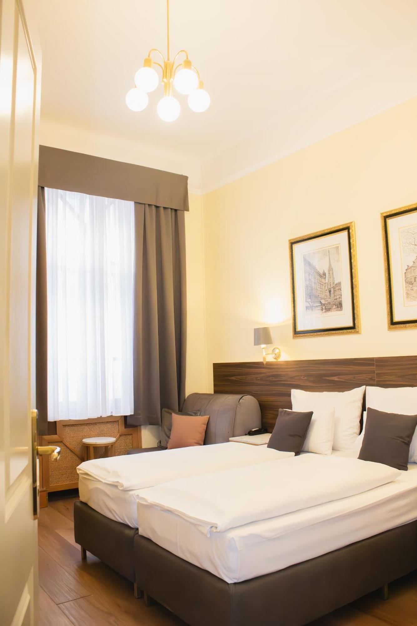 Private Comfort Stephansplatz - Self Check In Wina Bagian luar foto