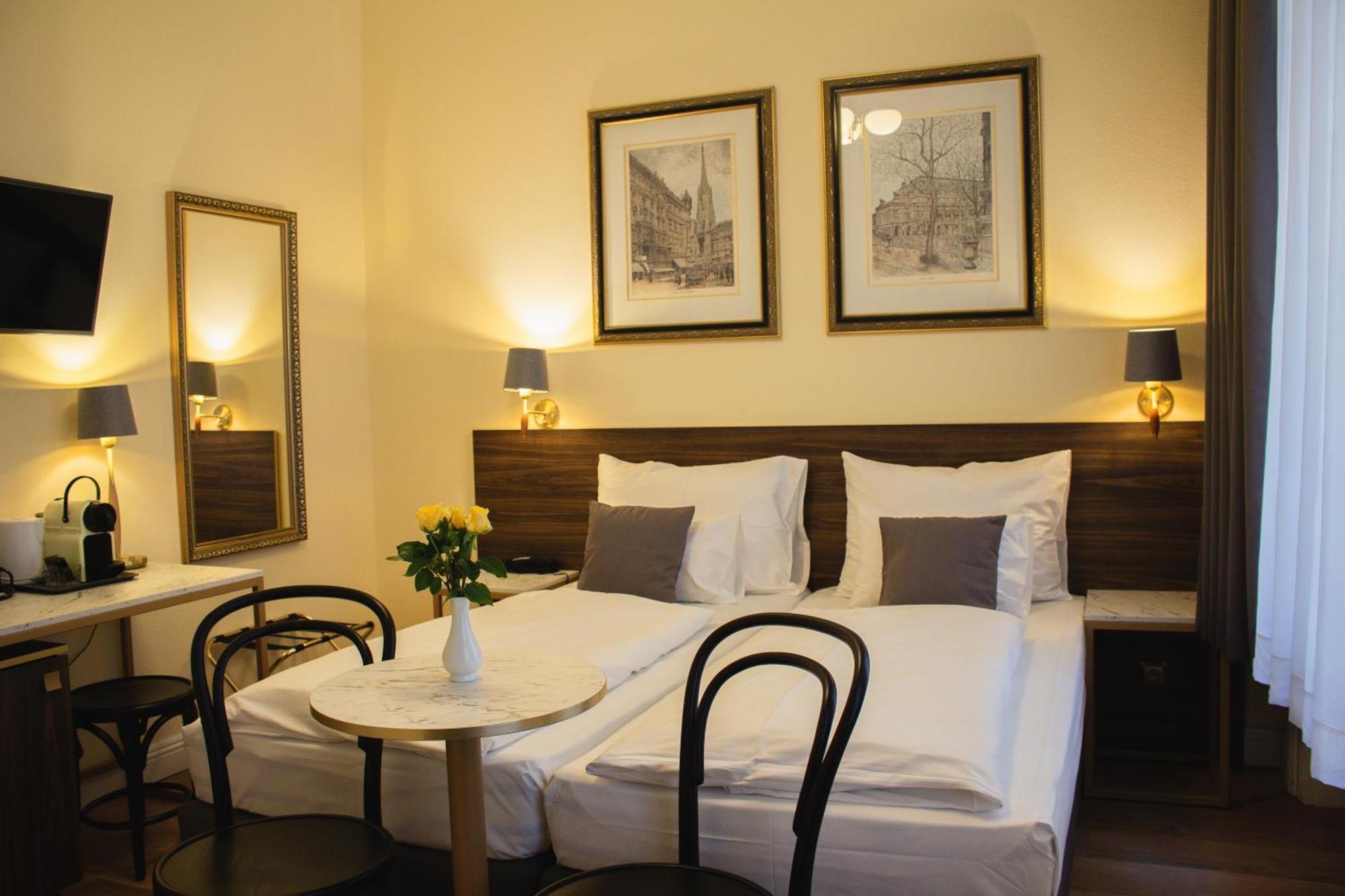 Private Comfort Stephansplatz - Self Check In Wina Bagian luar foto