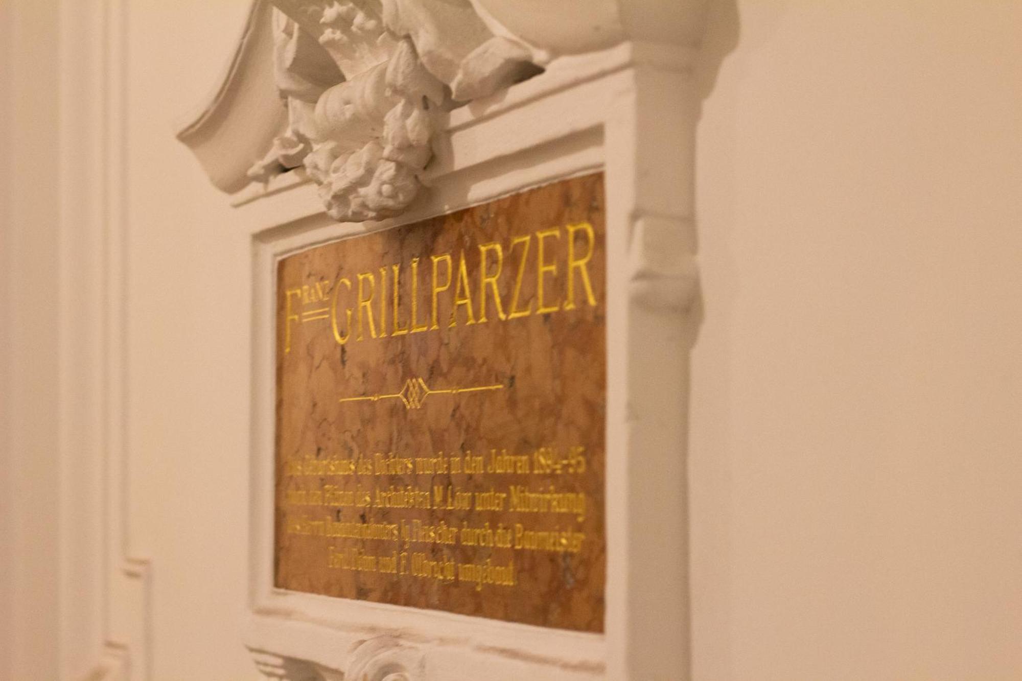 Private Comfort Stephansplatz - Self Check In Wina Bagian luar foto