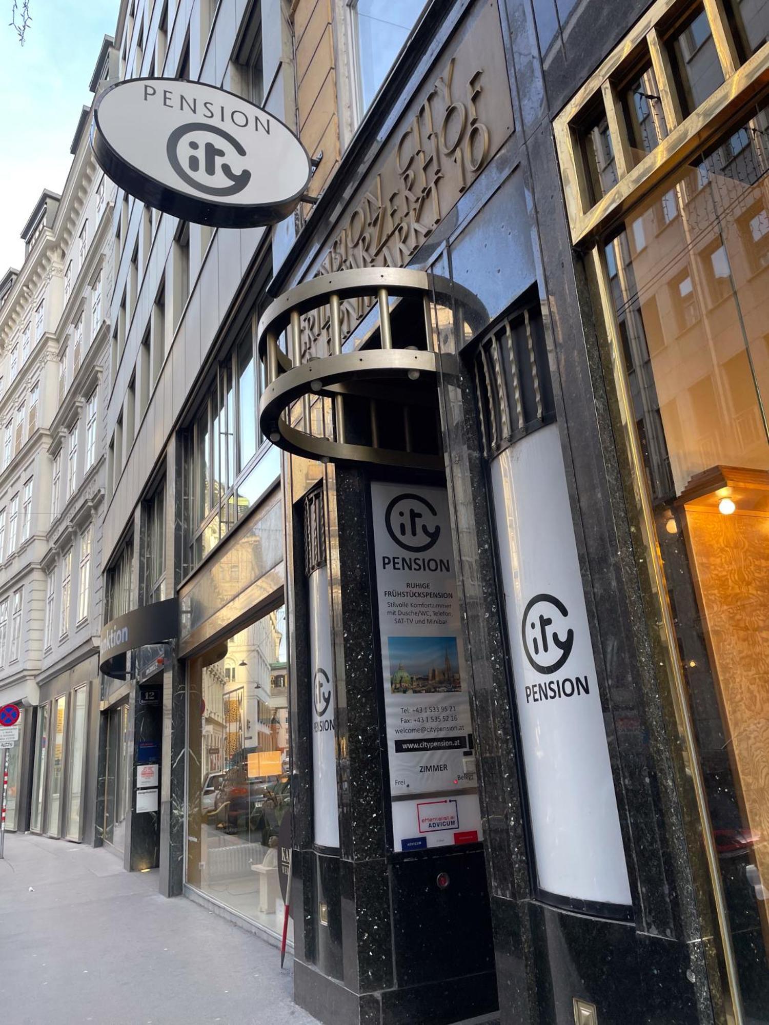 Private Comfort Stephansplatz - Self Check In Wina Bagian luar foto